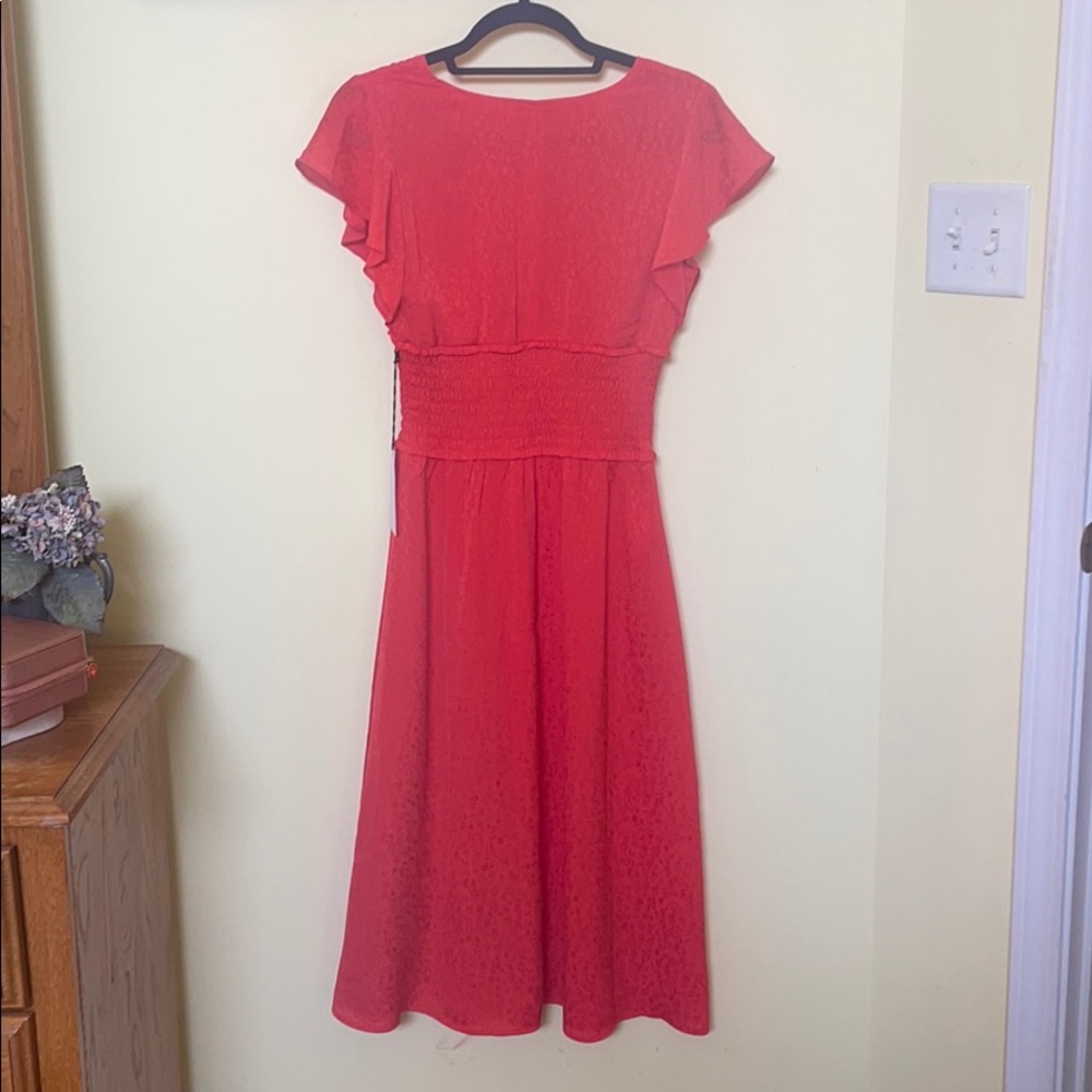 Dress - Picture 5 of 5